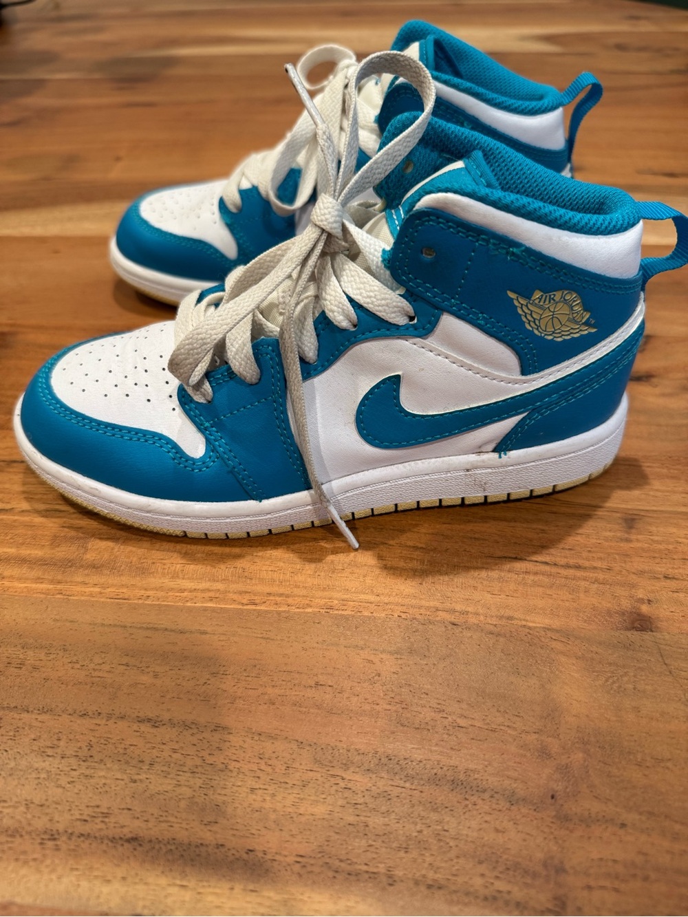 Kids Nike Air Jordan 1 Mid White Turbo Blue Sneakers Size 1Y